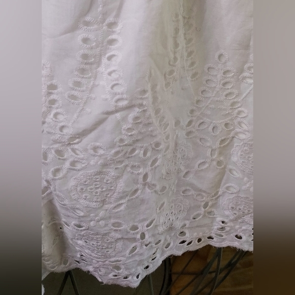 FLAMANT ROSE Authentic Broderie Anglaise Playsuit Romper - Picture 5 of 9